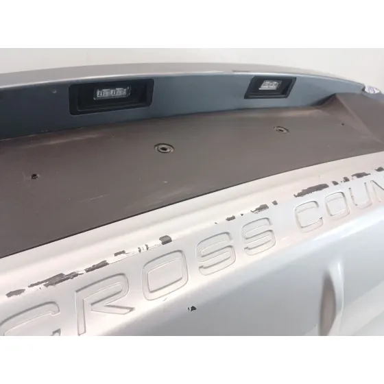 Paragolpes Trasero para Volvo V40 Hatchback (525)