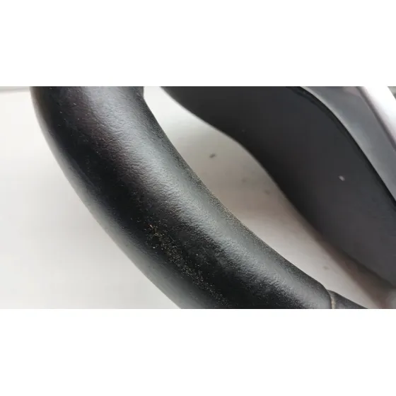 Volante para Volvo V40 Hatchback (525)