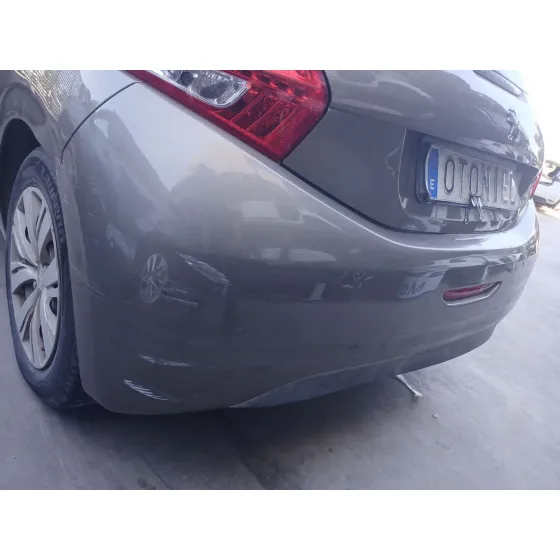Paragolpes Trasero para Peugeot 208 I (Ca_, Cc_)