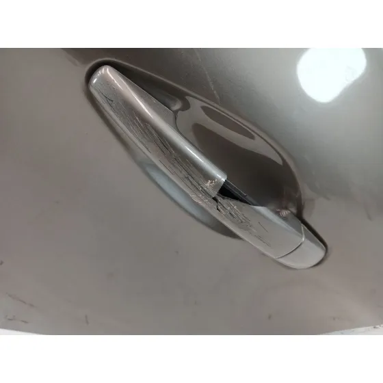 Puerta Trasera Izquierda para Peugeot 208 I (Ca_, Cc_)