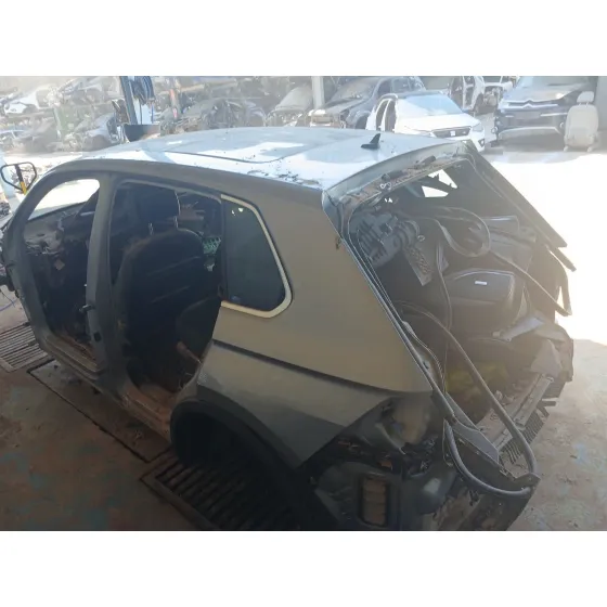 Carroceria para Volkswagen Tiguan (Ad1, Ax1)