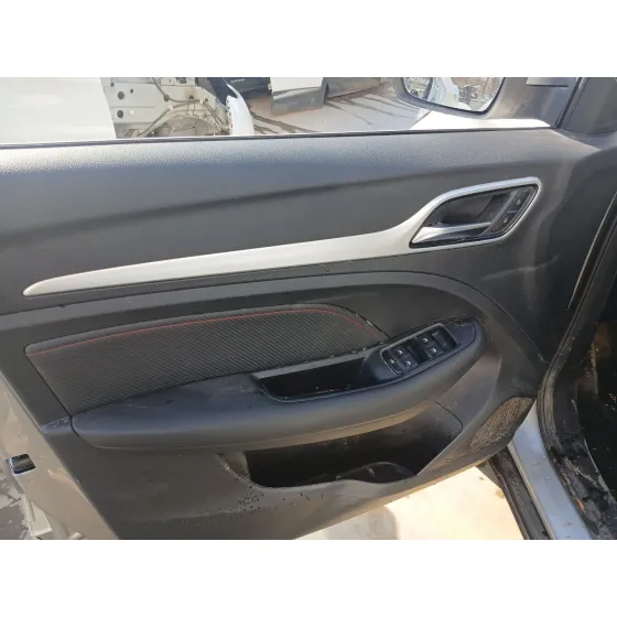 Guarnecido Puerta Delantera Izquierda para Mg Zs Suv (Azs1)