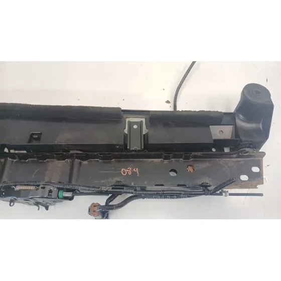 Travesano Superior para Renault Kadjar (Ha_, Hl_)