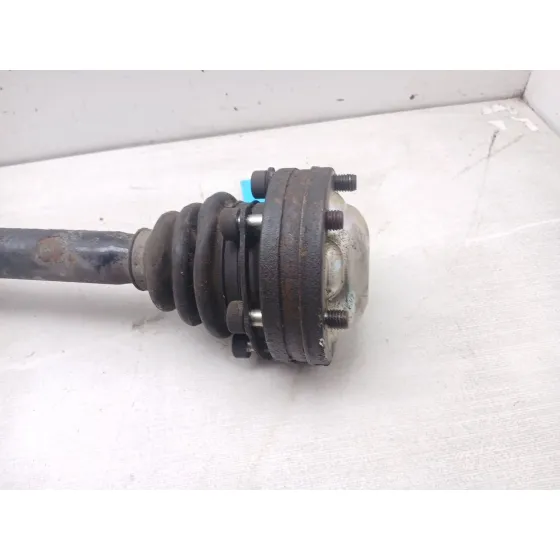 Transmision Trasera Izquierda para Ssangyong Rodius I