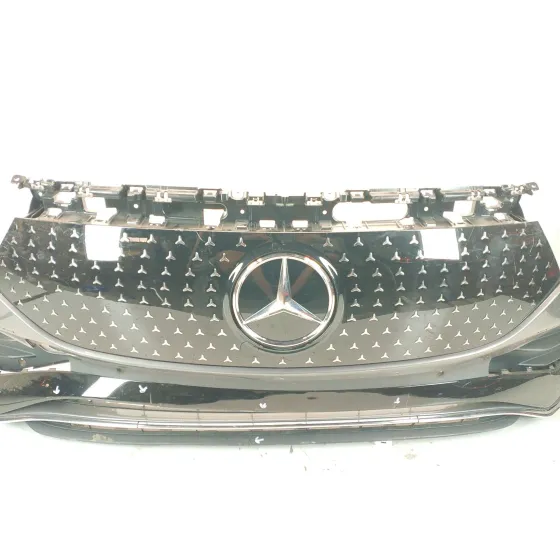 Paragolpes Delantero para Mercedes-Benz Eqb (X243)
