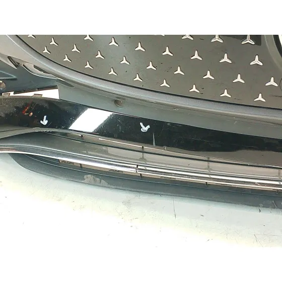 Paragolpes Delantero para Mercedes-Benz Eqb (X243)
