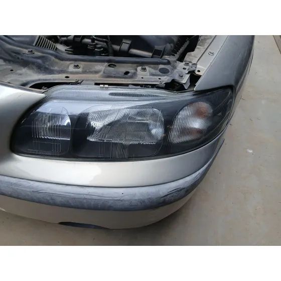 Faro Izquierdo para Volvo S60 I (384)
