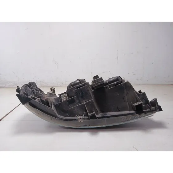 Faro Izquierdo para Volvo S60 I (384)