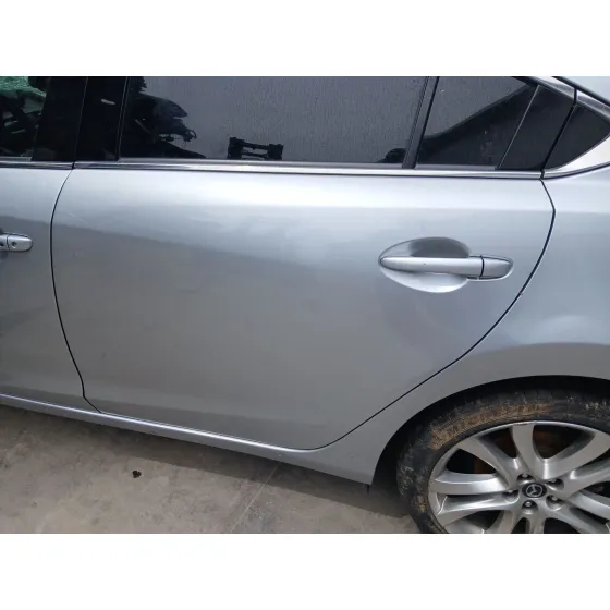 Puerta Trasera Izquierda para Mazda 6 Sedan (Gj, Gl)