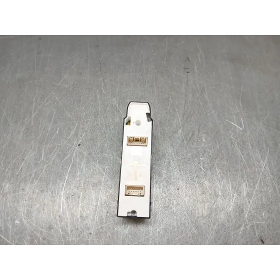 Mando Elevalunas Delantero Izquierdo para Mazda 6 Sedan (Gj, Gl)