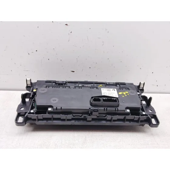 Mando Climatizador para Mazda 6 Sedan (Gj, Gl)