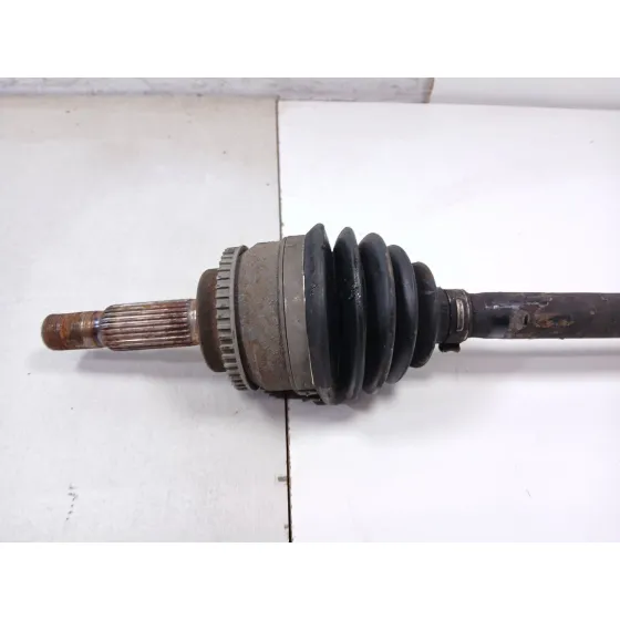 Transmision Delantera Izquierda para Toyota Avensis (_T25_)