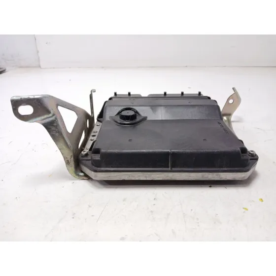 Centralita Motor Uce para Toyota Auris (_E15_)