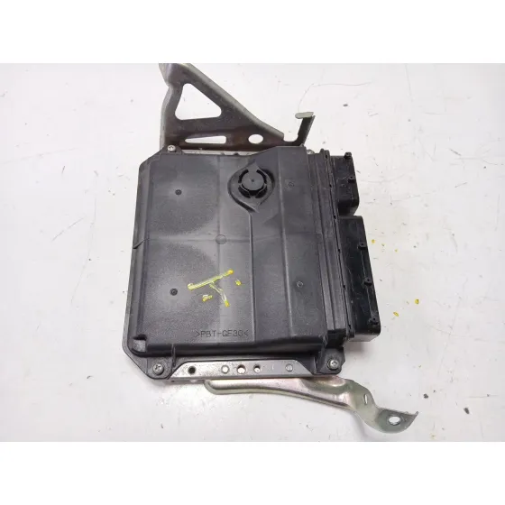 Centralita Motor Uce para Toyota Auris (_E15_)