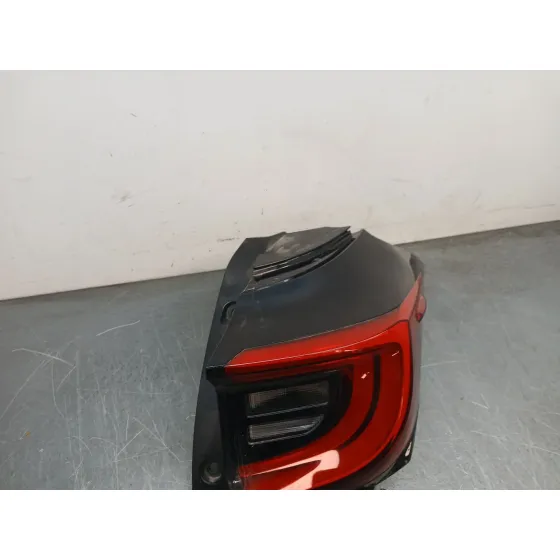 Piloto Trasero Derecho para Toyota Yaris (_P21_, _Pa1_, _Ph1_)