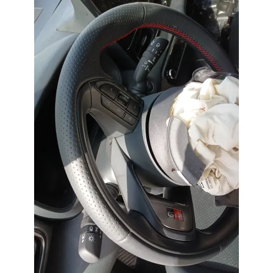 Volante para Toyota Yaris (_P21_, _Pa1_, _Ph1_)