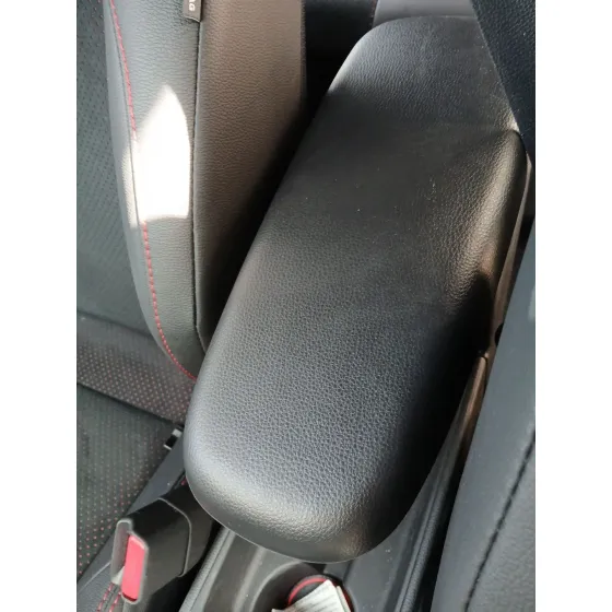 Apoyabrazos Central para Toyota Yaris (_P21_, _Pa1_, _Ph1_)