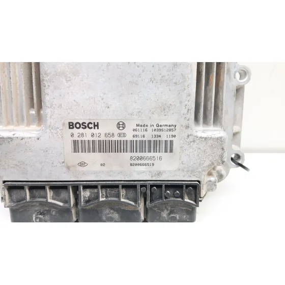 Centralita Motor Uce para Nissan Primastar Furgoneta (X83)