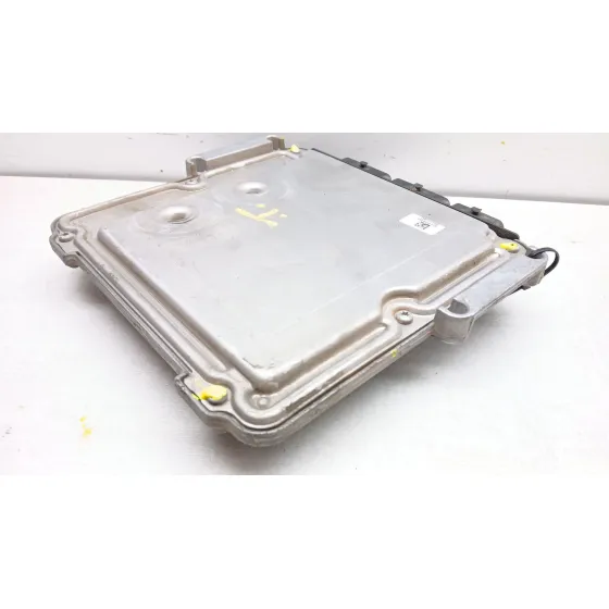 Centralita Motor Uce para Nissan Primastar Furgoneta (X83)