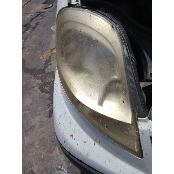 Faro Derecho para Nissan Primastar Furgoneta (X83)