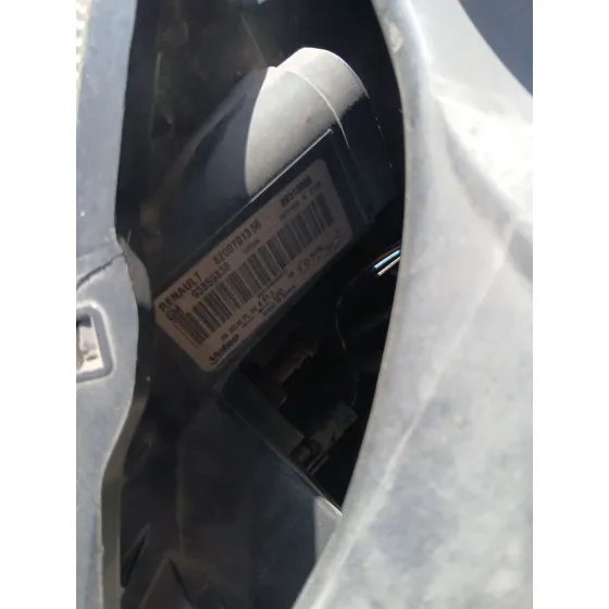 Faro Derecho para Nissan Primastar Furgoneta (X83)