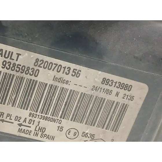 Faro Derecho para Nissan Primastar Furgoneta (X83)