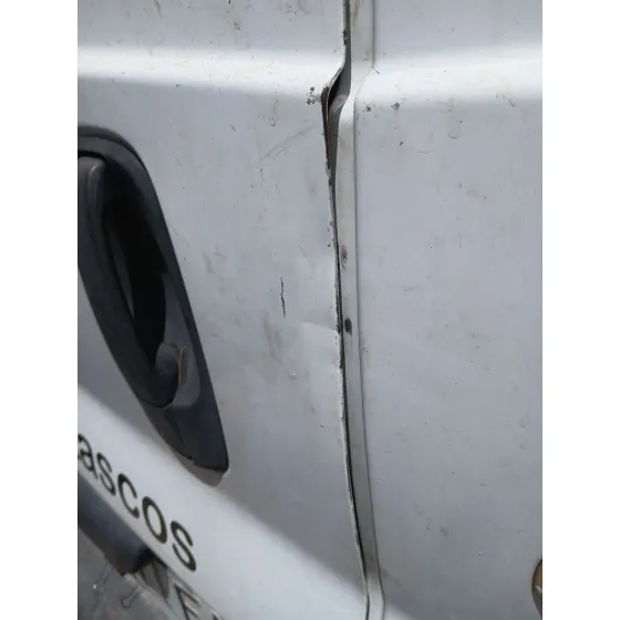 Puerta Trasera Izquierda para Nissan Primastar Furgoneta (X83)