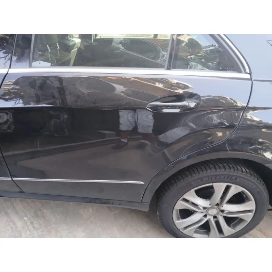 Puerta Trasera Izquierda para Mercedes-Benz Clase E (W212)