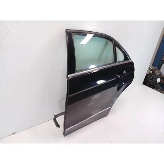Puerta Trasera Izquierda para Mercedes-Benz Clase E (W212)