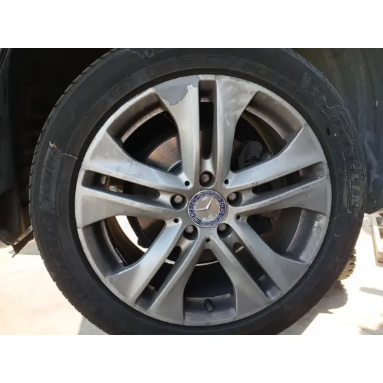 Llanta Delantera Izquierda para Mercedes-Benz Clase E (W212)