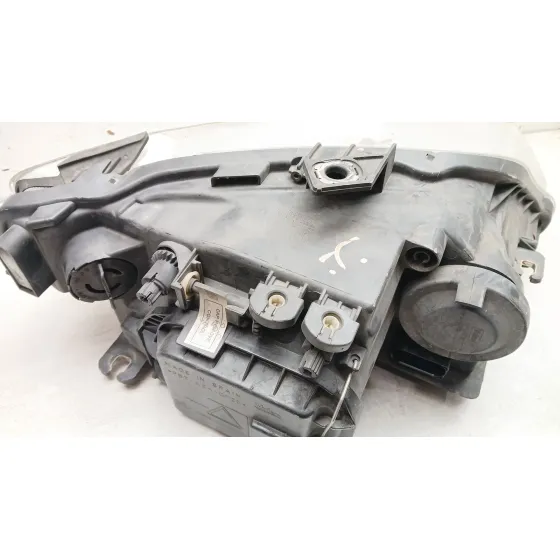 Faro Izquierdo para Seat Exeo St (3R5)