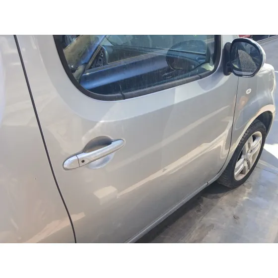 Puerta Delantera Derecha para Nissan Cube (Z12)