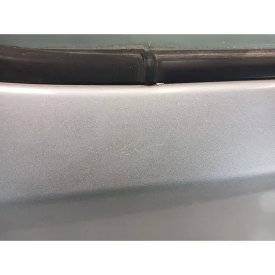 Puerta Delantera Izquierda para Nissan Cube (Z12)