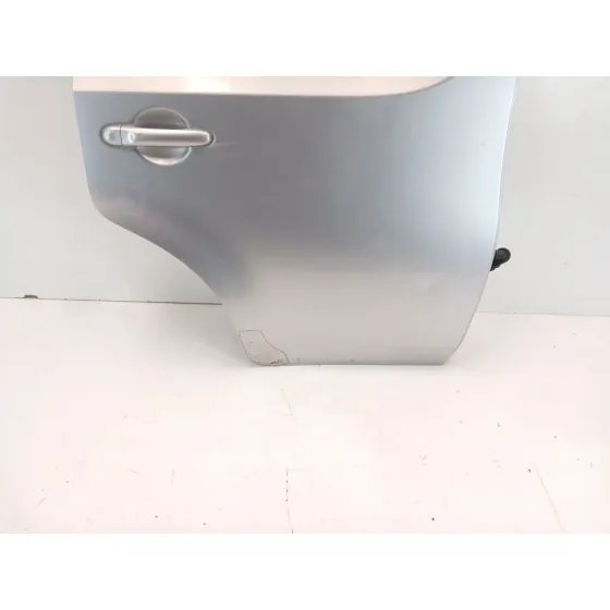 Puerta Trasera Derecha para Nissan Cube (Z12)