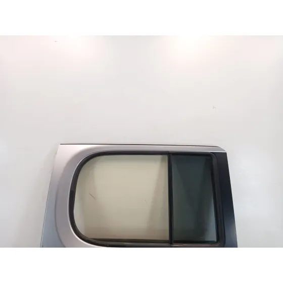 Puerta Trasera Izquierda para Nissan Cube (Z12)