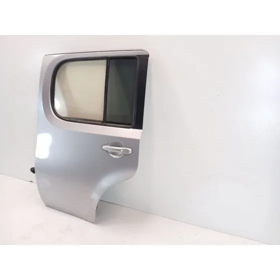 Puerta Trasera Izquierda para Nissan Cube (Z12)