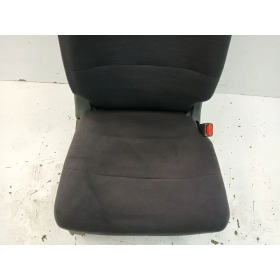 Asiento Delantero Derecho para Nissan Cube (Z12)