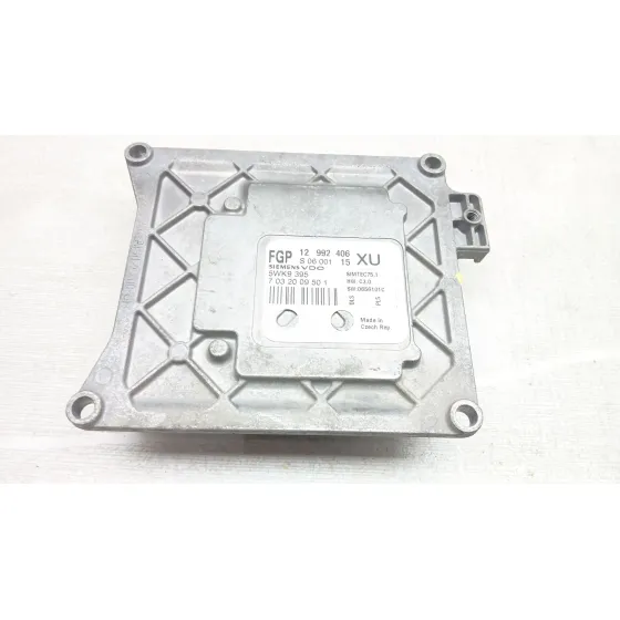 Centralita Motor Uce para Opel Astra Twin Top