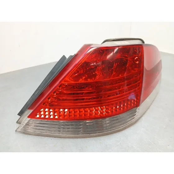 Piloto Trasero Derecho para Bmw 7 (E65, E66, E67)