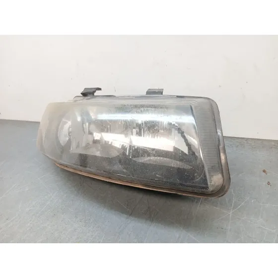 Faro Derecho para Seat Leon (1M1)