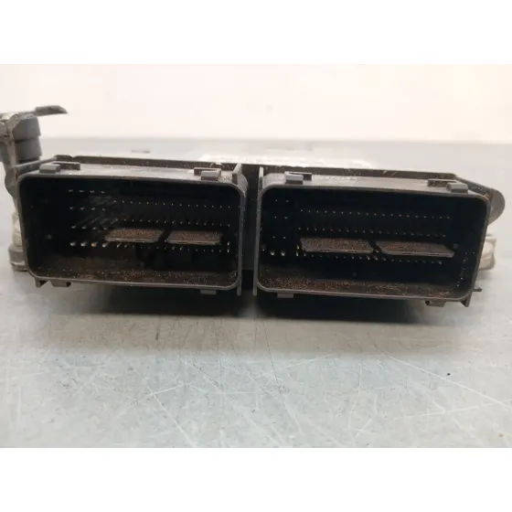 Centralita Motor Uce para Ford Focus Iii