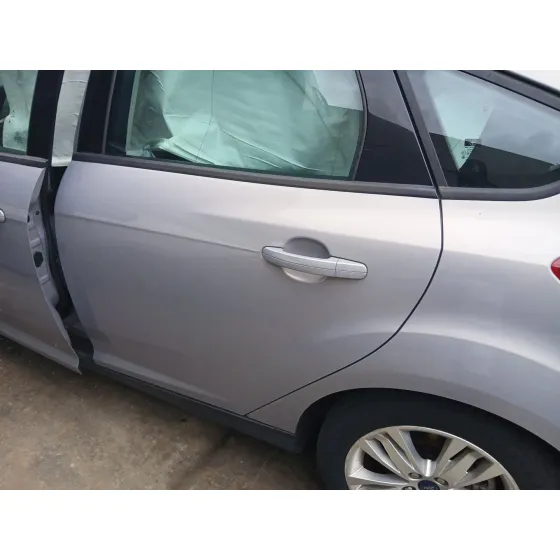 Puerta Trasera Izquierda para Ford Focus Iii