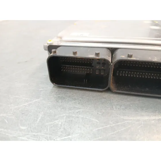 Centralita Motor Uce para Bmw Serie 5 Touring (E61)