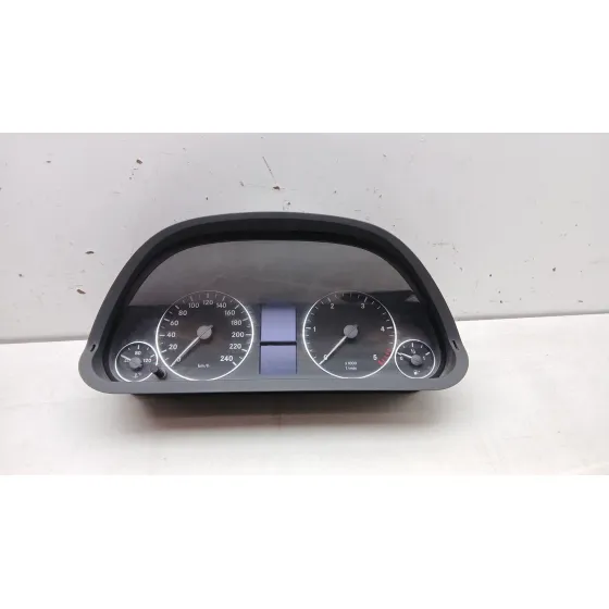 Cuadro Instrumentos para Mercedes-Benz Clase A (W169)