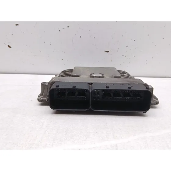 Centralita Motor Uce para Seat Leon (1P1)