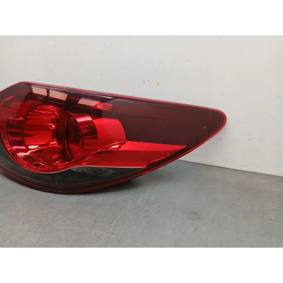 Piloto Trasero Derecho para Mazda 6 Station Wagon (Gj, Gl)