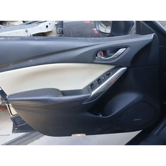 Guarnecido Puerta Delantera Izquierda para Mazda 6 Station Wagon (Gj, Gl)