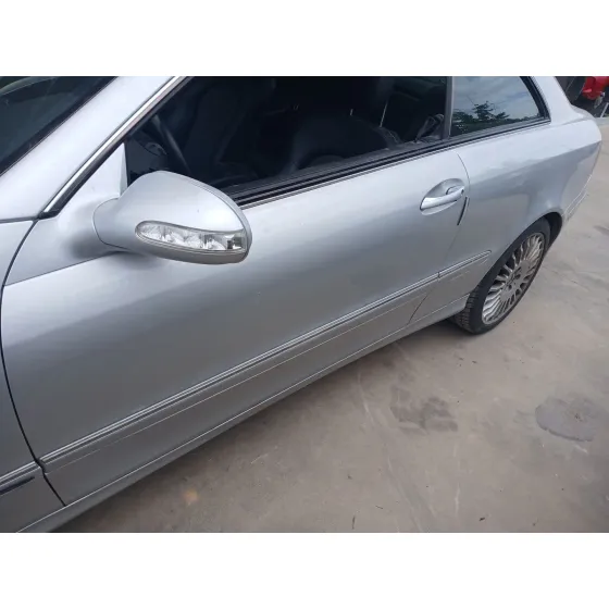 Puerta Delantera Izquierda para Mercedes-Benz Clk (C209)