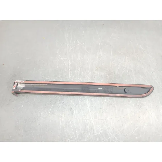 Moldura Puerta Trasera Derecha para Volkswagen Fox Hatchback (5Z1, 5Z3, 5Z4, 5Z5)
