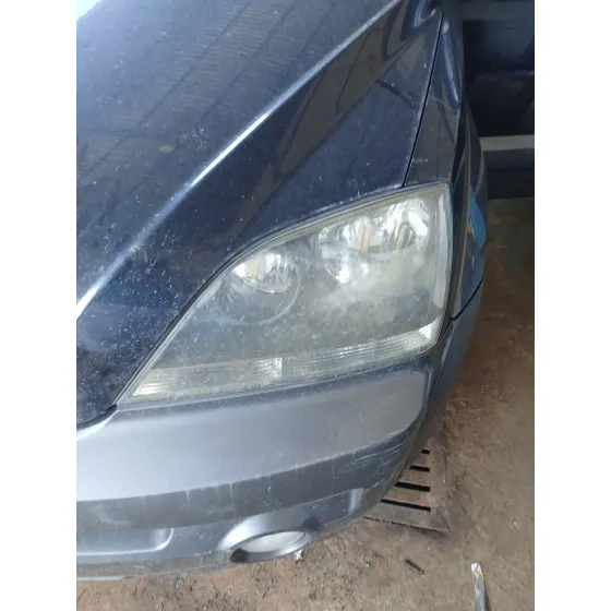 Faro Izquierdo para Kia Sorento I (Jc)